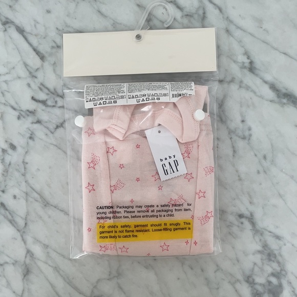 GAP DISNEY princess pj set short sleeves/shorts size 6-12m - Picture 2 of 2